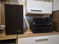 Pioneer komponente z ESS zvočniki