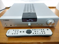 YAMAHA R-1330 stereo receiver