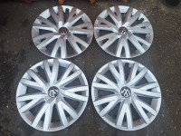 ORIGINAL okrasni pokrovi VW 16 col