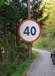 Prometni znak 40 - velikost 3 metre