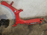 Tomos automatic a3 okvir gistel grust