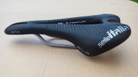 Sedež NOV Selle Italia MAX SLR Gel Superflow