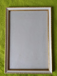 Starine_ lesen okvir za sliko s stekleno površino_ vintage