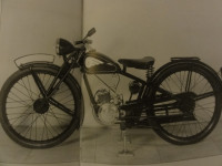 Starodobnik DKW PS 98 ccm LETNIK 1936 dodam še nekaj delov za njega