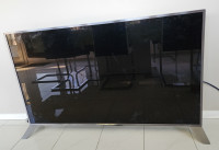 Philips  tri-diagonal  AMBILIGHT 55"