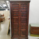 Skrivnostna omara iz grajske kleti