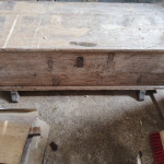 Stara lesena skrinja