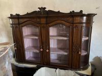 ČUDOVITA STARINSKA VITRINA