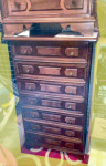 Starinski predalnik