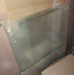 Steklena vrata - vitrina deb 6mm-kaljena