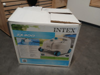 Čistilec za bazen Intex zx300