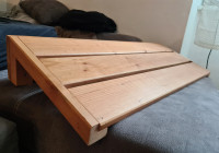Custom made pedalboard - MENJAVE