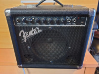 FENDER FRONTMAN REVERB AMP