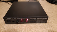 ROLAND GI-10 kitarski midi interface z midi pickupom