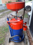 Naprava za zbiranje in ekstrakcijo odpadnega olja