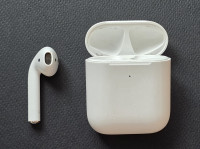 Škatlica Apple Airpods 2 generacija
