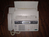 Panasonic KX-F 2130 telefon, fax, tajnica 3 in 1