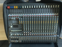 Dynacord PM 1600/3 Mesalna miza