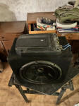 Woofer z ojačevalcem JBL
