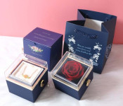 Romantična darilna škatlica za nakit z vrtljivim delom WonderRose