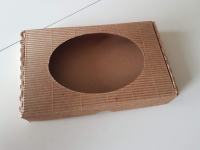 Darilna škatla iz vakartona z ovalnim izrezom