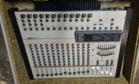 AKTIVNI 2x400w 12-KANALNI MIKSER BELL MPX 604