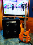 Bas kitara Cort ACTION kot nova in bas ojačevalec nov - HARTKE HD508