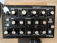 Moog Minitaur - Bass synth