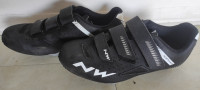 Northwave core kolesarski čevlji