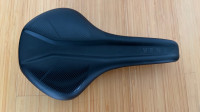Sedež  Natural Fit Venec