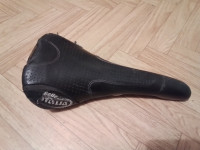Sedež selle italia flite