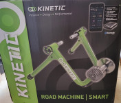 Trenažer Kinetic Roadmachine Smart T-2700