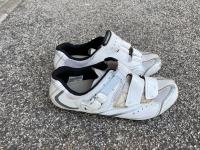 Ženski kolesarski čevlji Shimano št 38