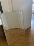 Ogledalo 55x75 z nosilci, lepo ohranjeno