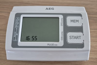 AEG nadlahtni merilnik tlaka BMG5611