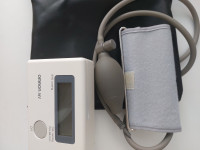 Omron M1 merilnik tlaka