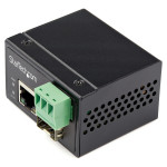 StarTech.com Industrialni pretvornik medija 100 Mbit/s SFP na RJ45/Cat