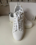 GUESS superge