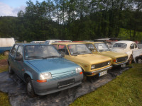 Oldtimerji za obnovo kompletni,nekaj po delih in dele prodam