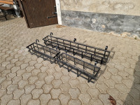 Košare (nosilci) za cvetlična korita
