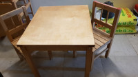 Lesena mizica in 2 stočka