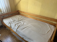 otroska lesena postelja 90x190