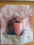 Menstrualna skodelica Lunacup, original zaprta, nova