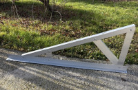 Aluminijast nosilec za sončne panele