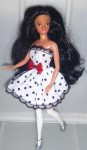 Mattel Barbie punčka Disney s čudovitimi lasmi in gumijastimi nogami