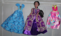 Nova barbika Hasbro Disney princeska Jasmina (Aladin) + 2 oblekici