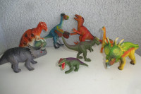 Dinozavri od 7 do 16 cm, komplet 8 kos
