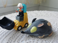 Za igro velika miš na baterije in delovno vozilo