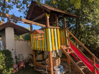 Otroško igralo - vrtno tobogan hiška