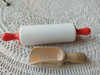 Komplet igralni pripomočki valjar, lopatka za otroke